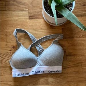 “Calvin Klein” Bra • XS